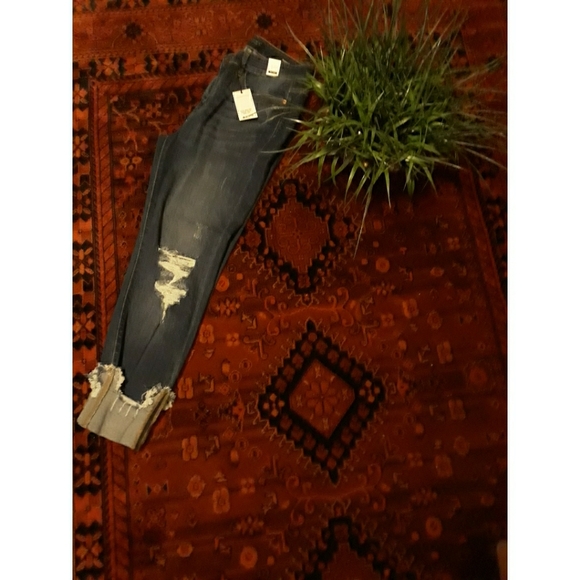 ♥️18W 20W Plus♥️Judy Blue Nikki Destroyed Cuff - Picture 8 of 8